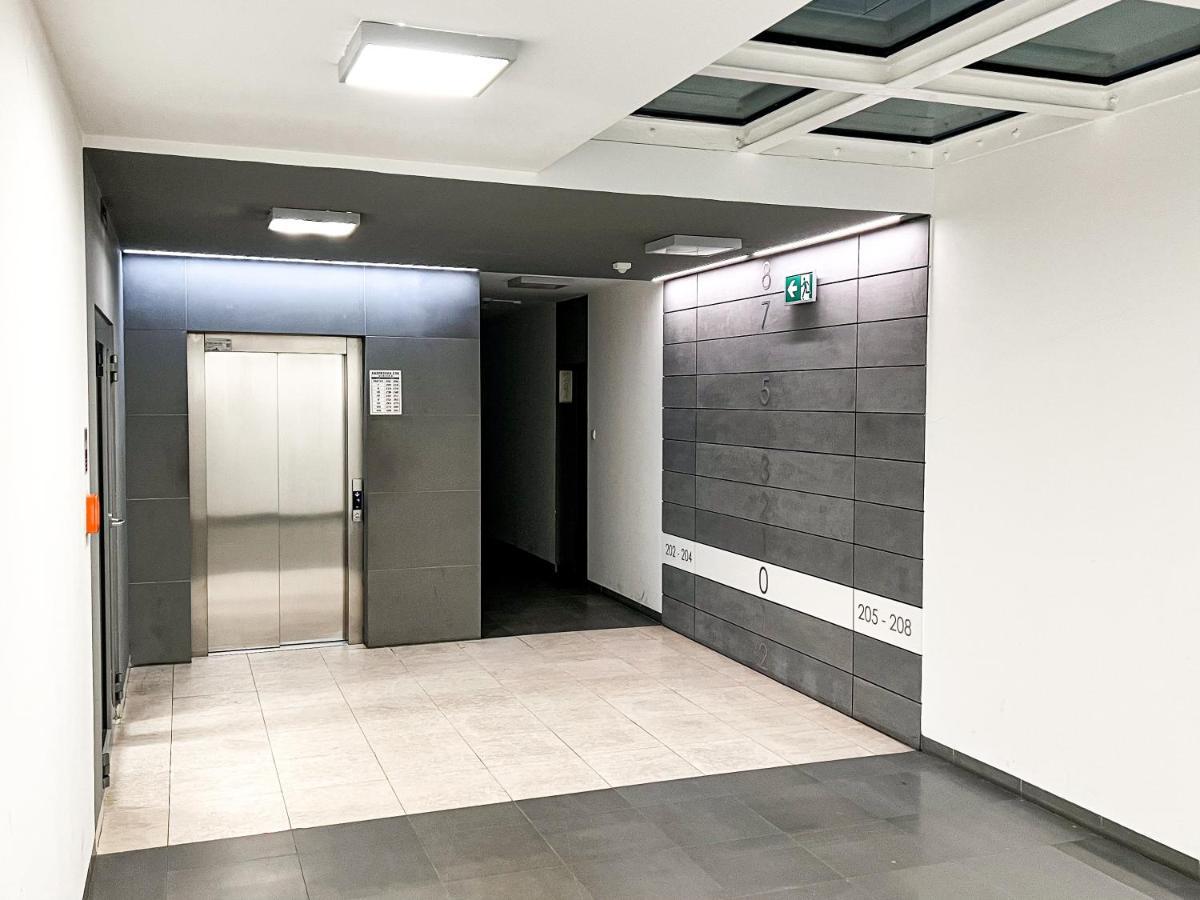Nowoczesny Apartament - Blisko Centrum Warschau Buitenkant foto